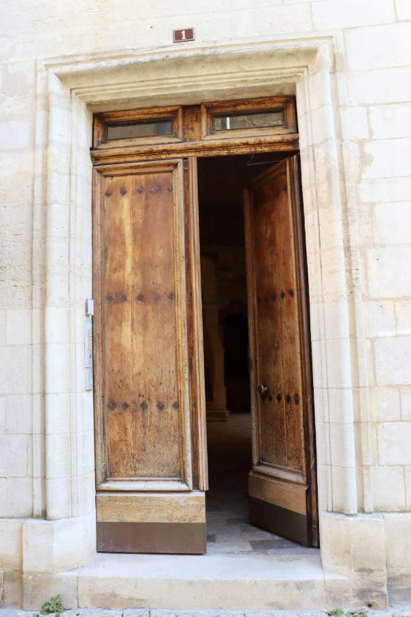 Uzes, Au Coeur Du Centre Medieval La Boussole D'Uzes, Appartement De Caractere Du XVII -Eme Siecle Exteriör bild