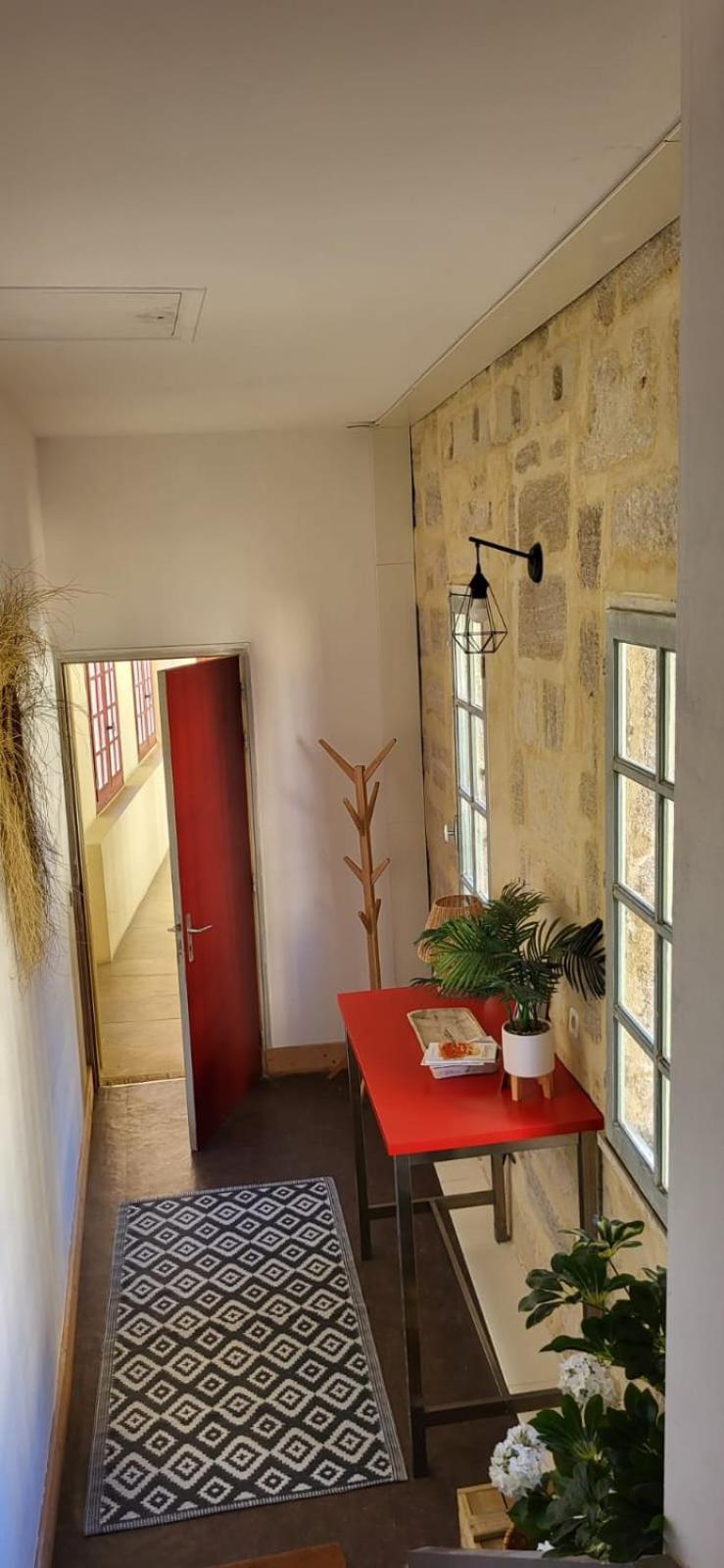 Uzes, Au Coeur Du Centre Medieval La Boussole D'Uzes, Appartement De Caractere Du XVII -Eme Siecle Exteriör bild